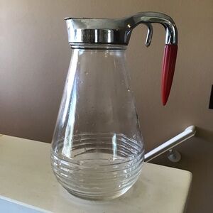 Vintage Retro Federal Tool Corp Glass Bakelite Carafe Pitcher